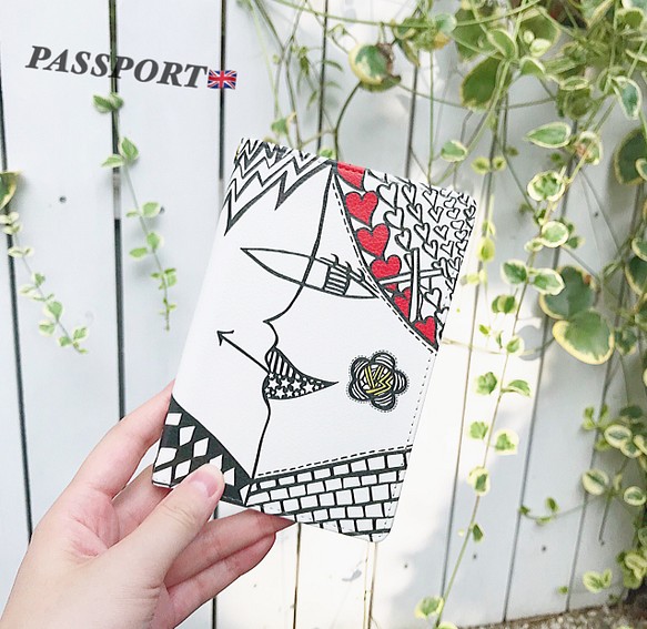 パスポートケース 春の新作 パスポートいれ パスポート ケース カバー 男女 アート 手書き 星 リップ ハート 女の子 1枚目の画像