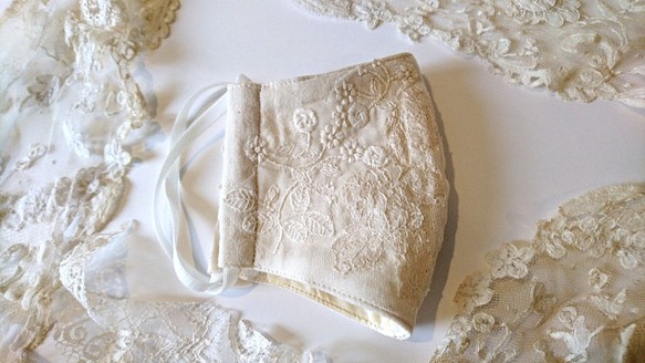 SS1Rose 日本絲棉 Ingrid 玫瑰刺繡蕾絲麵膜配過濾袋 第1張的照片