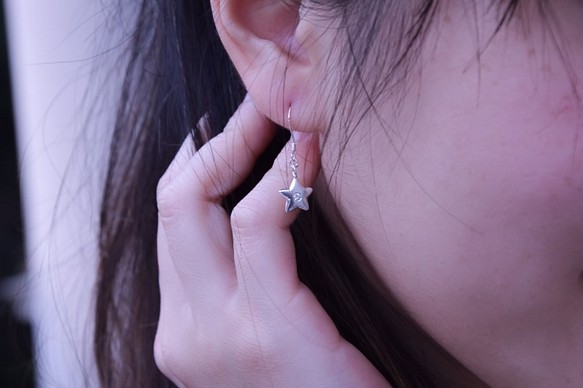 【澄旅】星星垂掛耳環．925純銀耳環 第1張的照片