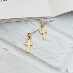 DoriAN獨家設計手作銀飾品牌 十字架 Cross 18K金色 純銀 耳環 耳針 十字 耶穌 附保證卡禮物包裝組 現貨 第1張的照片