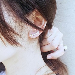 優雅經典Swarovski珍珠耳環夾/ Elegant classic Swarovski pearl earring 第1張的照片