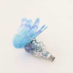 現品限り!!蝶のヘアクリップ-ライトブルー 3- 1枚目の画像