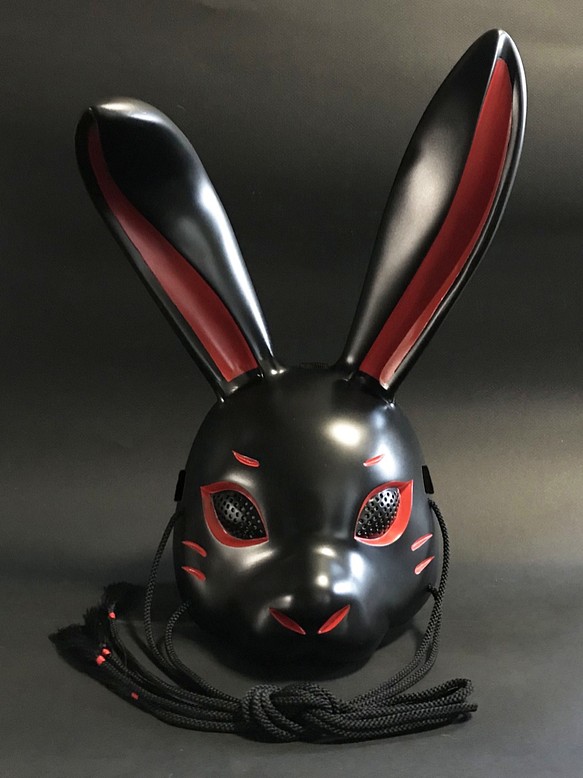 兔子麵具（黑色 x 紅色） 第1張的照片