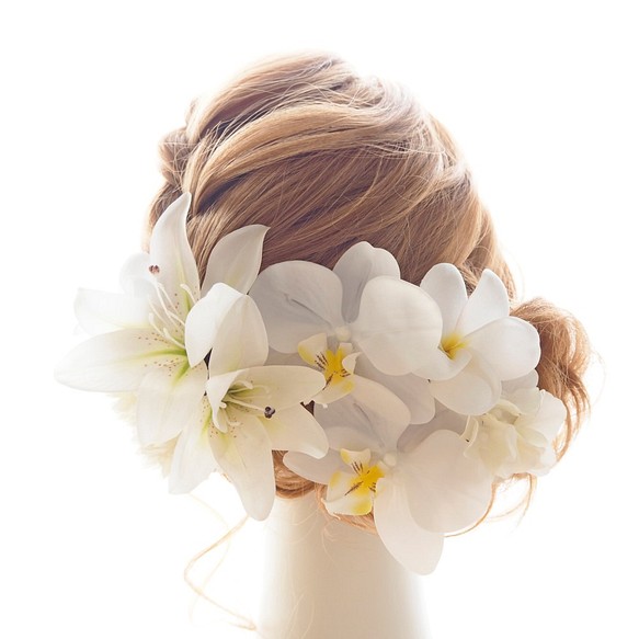 ヘッドドレス・髪飾り　白・プルメリア・蘭・百合・紫陽花　結婚式・ウエディング・ブライダル　和装・白無垢・和婚 1枚目の画像