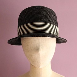 黑帽Kotsuba梁詠琪黑色黑色梁詠琪 第1張的照片