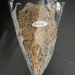 h330 かすみ草　ゴールド　品薄　ハーバリウム　花材　プリザーブドフラワー 1枚目の画像