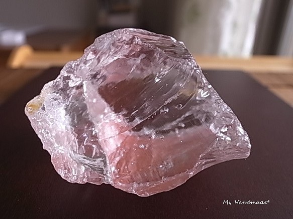 ロッククリスタル水晶　ブラジル産　３５４ｇ　原石　天然石