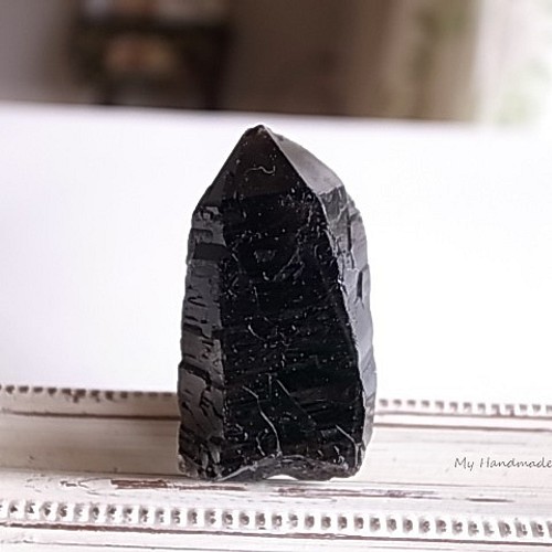 チベット産 モリオン 原石 （黒水晶） 天然石 天然石 宙とクリスタル 