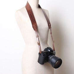 茶皮 寬版咖啡相機背帶 單眼 減壓 相機背帶 【免費客製刻字1-7個字】 第1張的照片