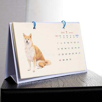 2018卓上犬カレンダー　500円 1枚目の画像