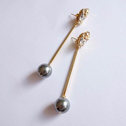 金施華洛世奇和黑珍珠搖擺耳環和耳環 第1張的照片