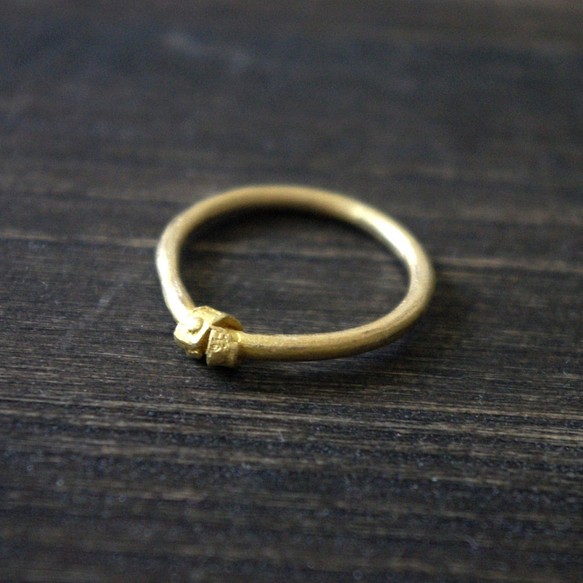 花苞戒指（黃銅） 第1張的照片