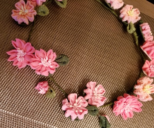 花かんむり風髪飾り パープル つまみ細工の+nuenza.com
