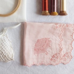 洋傘刺繡蕾絲手帕 手絹-馨香粉 第1張的照片