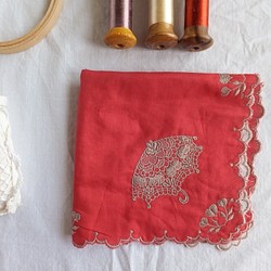 洋傘刺繡蕾絲手帕 手絹-魔力紅 第1張的照片