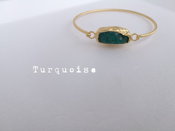 『Turquoise』の世界でひとつの天然石ブレス 1枚目の画像