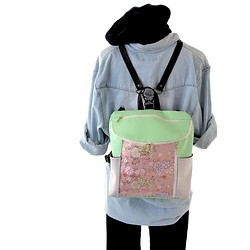 [服裝圖片]超輕約350g金箔（Kinran）3WAY背包Hanazakari淺粉色金箔幼葉色 第1張的照片