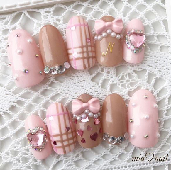 ゆめかわいい チェックが可愛いピンクネイル ネイルチップ ネイルシール Mia Nail 通販 Creema クリーマ ハンドメイド 手作り クラフト作品の販売サイト