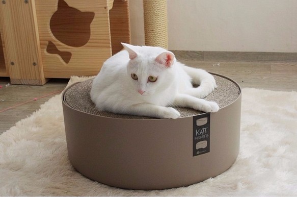 Kogongcat 冥想貓床｜貓床+貓抓板 雙面設計 (棕杏灰) 第1張的照片