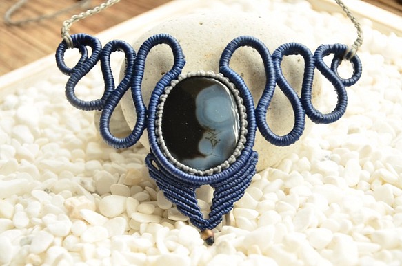 天然水晶-瑪瑙石-手制花邊編織項鍊 第1張的照片