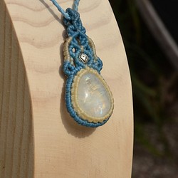 [カスタマイズギフト]天然水晶ムーンストーンレース織ネックレス 1枚目の画像