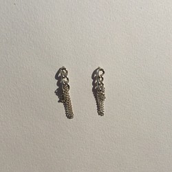 Playful Chains Earrings 1枚目の画像