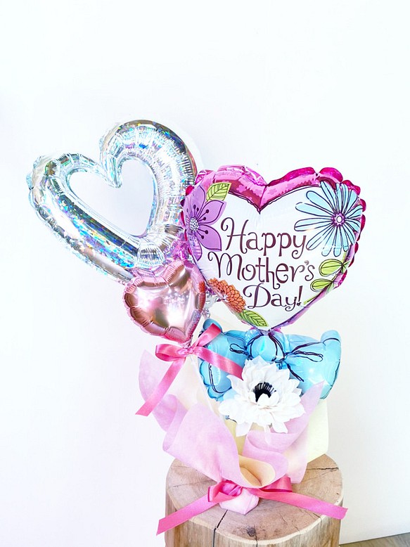 【母の日プレゼントバルーン】 大好きなママヘ マザーズデーの花束型バルーン（卓上タイプ） 1枚目の画像
