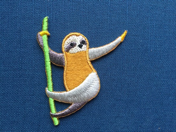 看我多優雅樹懶自黏繡布貼-小樹懶系列 第1張的照片