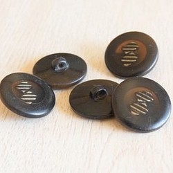 【Vintage】ブラック ＆クリアブラウン ビンテージボタン(2個) 1枚目の画像