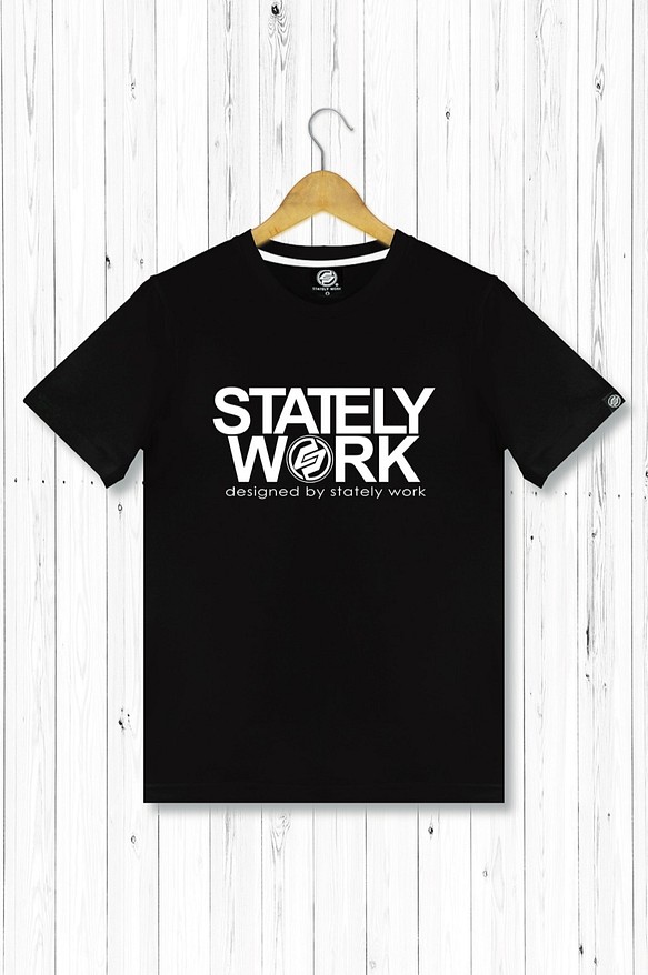 statelywork-LOGO文字T-黑-男T桖 男上衣 短袖T 純棉T 20織精梳棉 原創設計 第1張的照片