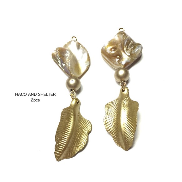 2pcs★shell&baked gold leaf（ベイクドカラー シェル&リーフチャーム） 1枚目の画像