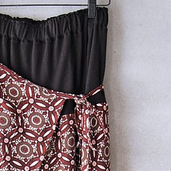 丸紋繋ぎのタブリエ付きスカート　着物リメイク 1枚目の画像