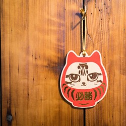 ダルマ木製ポストカード-勝利の猫 1枚目の画像