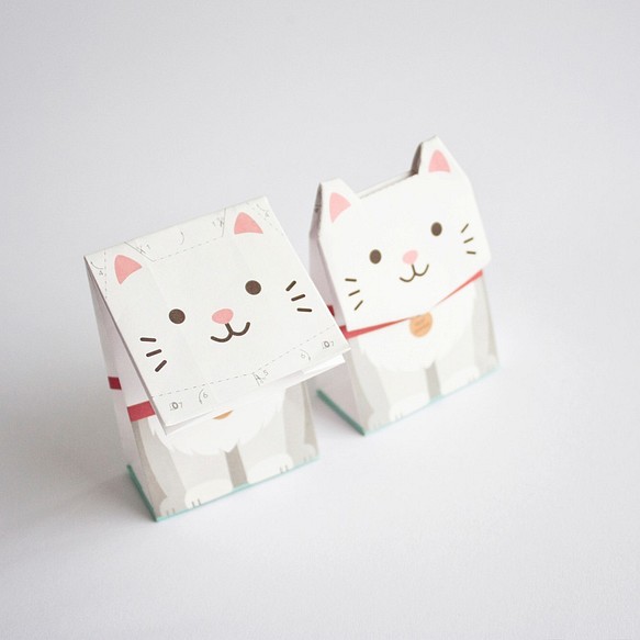 動物禮物包裝紙袋- 白貓 (L尺寸) 第1張的照片