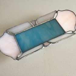 彩色玻璃桃子×白色×藍色盤子海灣視圖 第1張的照片