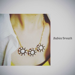 sold out 淡水パールの華やかネックレス　Babies’breath 1枚目の画像