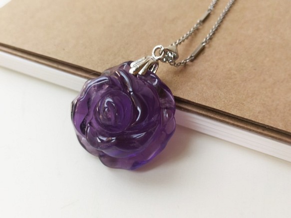 AA級超美的天然紫水晶手雕玫瑰墜子✺Apple No.8 飾作室 第1張的照片