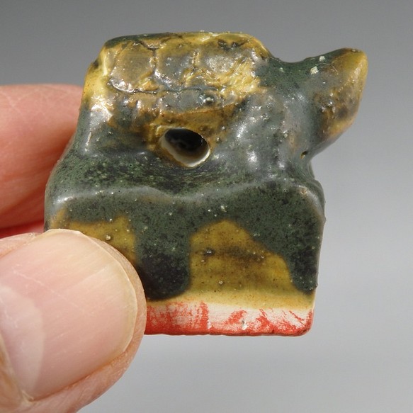 陶の印章　（仏像の座像印です。緑がかった青銅色の色合いと亀の鈕が特徴となります） 1枚目の画像