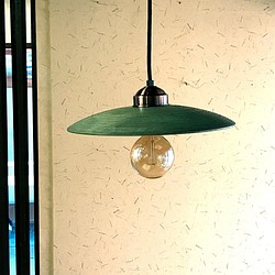 櫸木吊墜燈漆淺綠線雕直型 第1張的照片