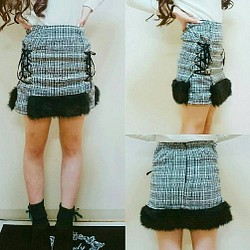 S～Mサイズ美シルエットチェック裾ファースカート 1枚目の画像