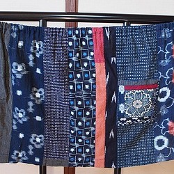◆古布藍染木綿絣色々な絣の組み合わせ・巻きスカート長さ50ｃｍ　① 1枚目の画像