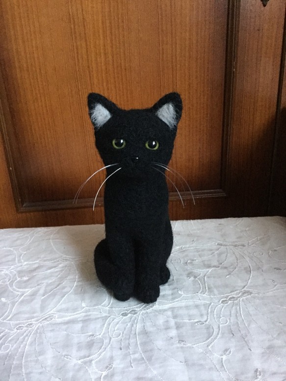 羊毛フェルト 黒猫 1枚目の画像