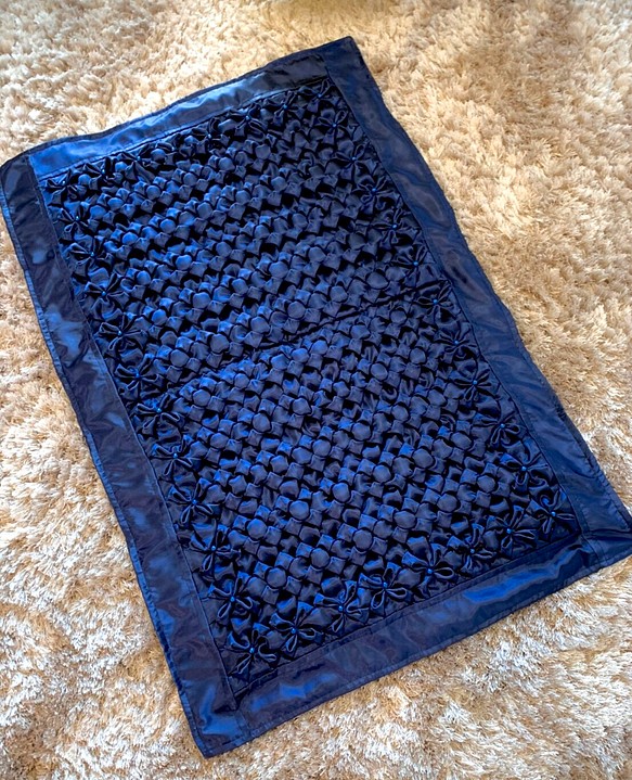 スモッキング刺繍の膝掛け