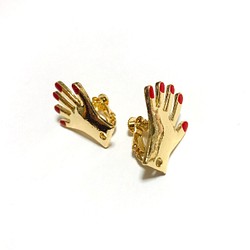 「#3997」 ネイルペイント ゴールド 手形  イヤリング 金具 ✴︎2個セット 1枚目の画像