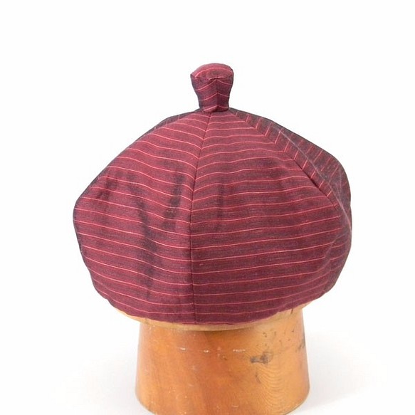 貝雷帽含Chobo會想嘗試本能地摸棉花大。它是在一個邊界模式POP設計。 [PS0642-紅色] 第1張的照片