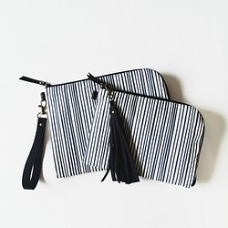 Half zipper clutch bag（M）001.5 ✴母子手帳ケース/通帳ケース/お薬手帳ケース/パスポート 1枚目の画像