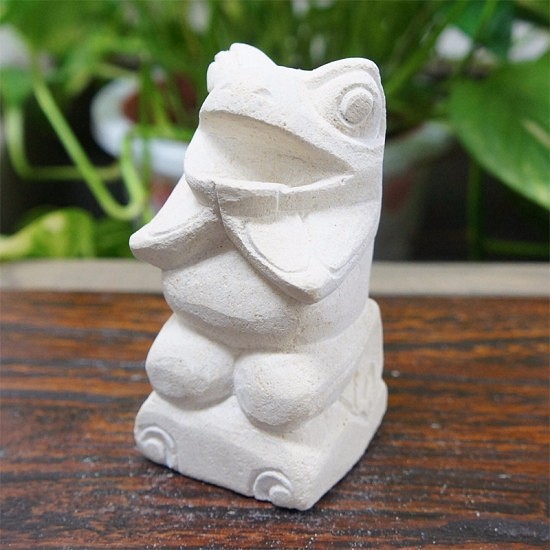 パラス石 石彫り バリ島 アジアン オブジェ 置物 カエル 10cm (口開き