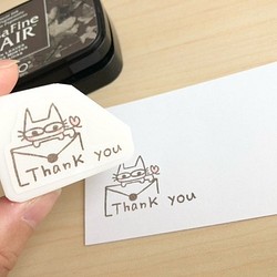 Thank you 手紙にしがみつく猫　ひのきにゃん 消しゴムはんこ(N56)　 1枚目の画像