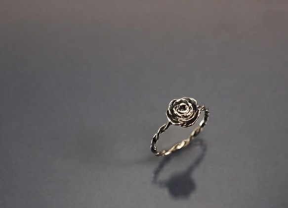 花系列-麻花玫瑰925銀戒(小) 第1張的照片