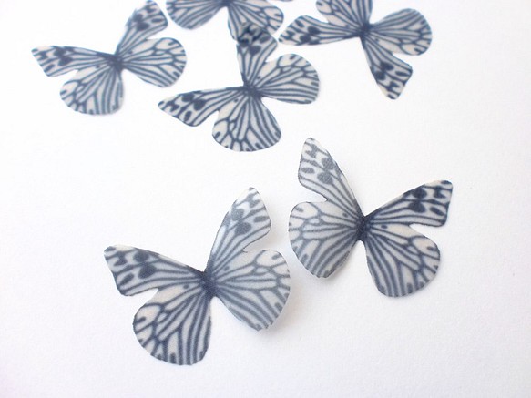 ちょうちょのパーツ 3cm シフォン・オーガンジー素材　蝶々 パーツ ブラック ホワイト 54 1枚目の画像